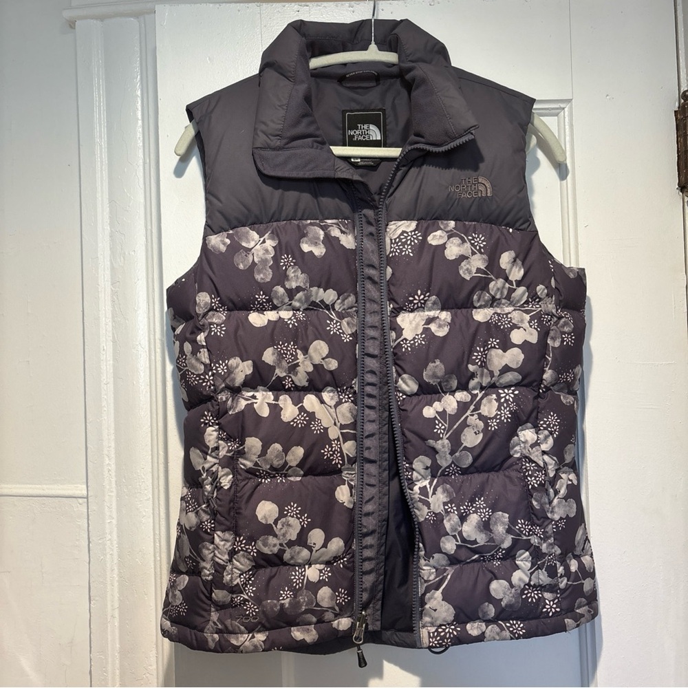 The North Face Women's Floral Vest - Gray and White